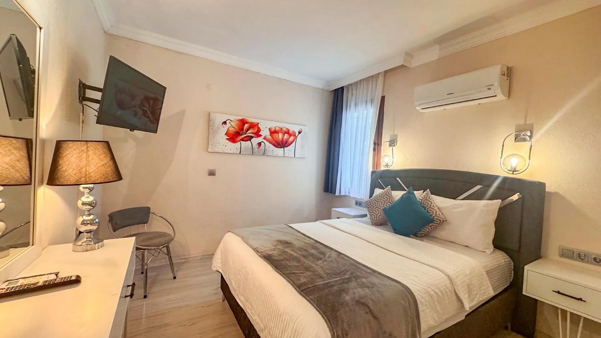 Carrington Suites Олудениз